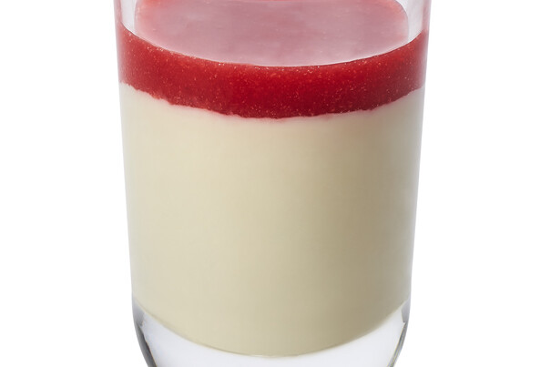 Panna Cotta mit Erdbeere