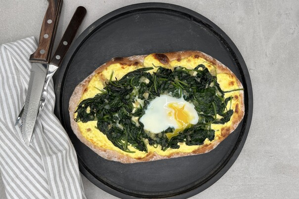 Pinsa Egg Florentine