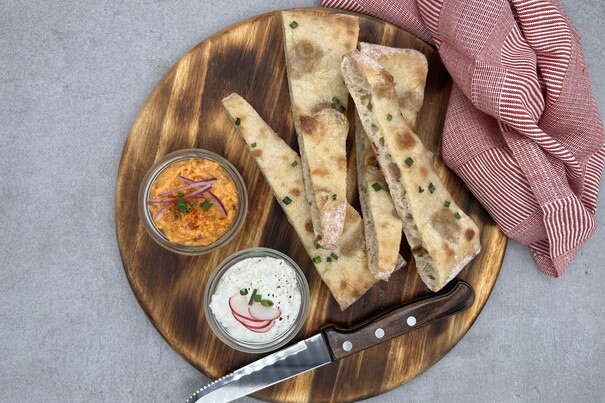 Brotzeit Obatzda und Bibbeleskäs